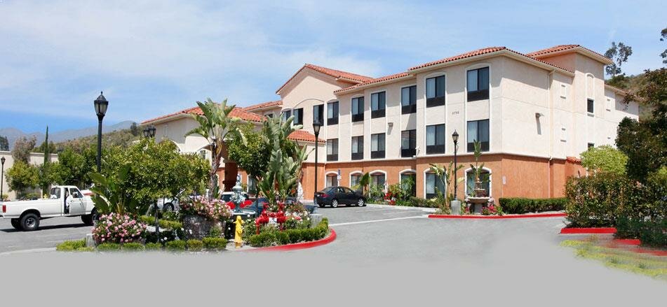 The Prominence Hotel and Suites Dogwood Lane California