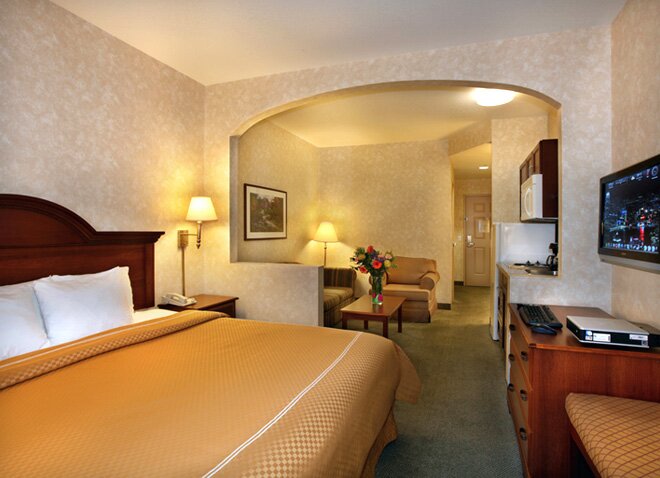 The Prominence Hotel and Suites - Dogwood Lane Hotel, 